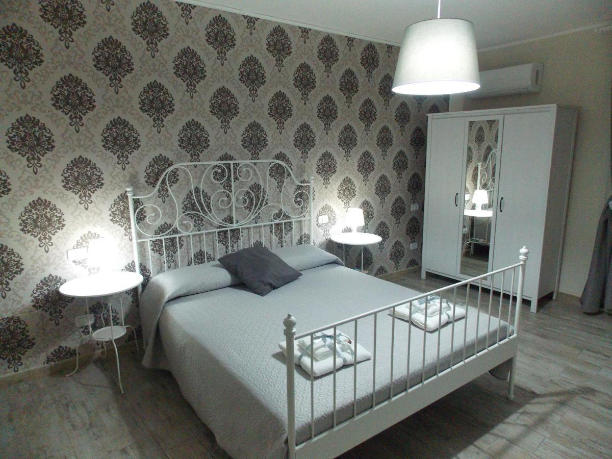 Il Vicoletto Bed & Breakfast Frascineto Exterior photo