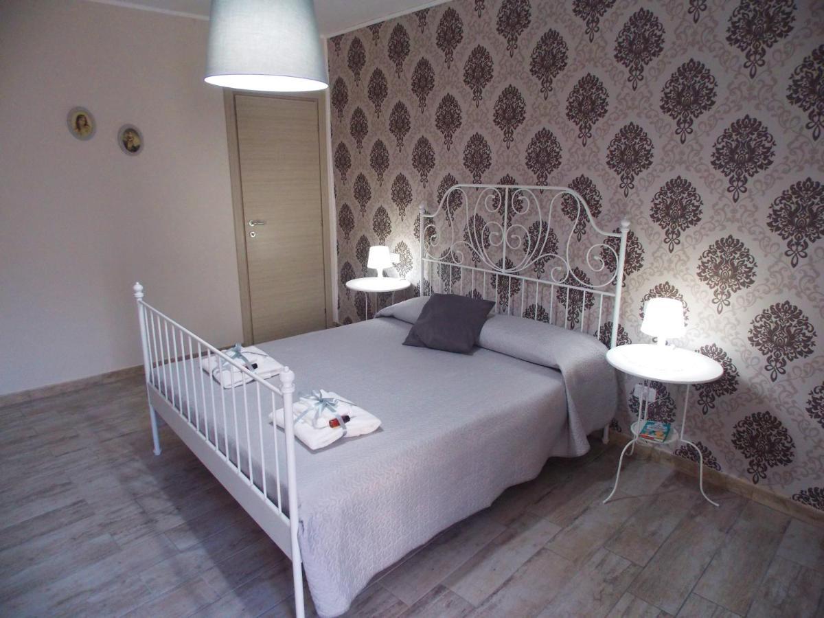 Il Vicoletto Bed & Breakfast Frascineto Exterior photo
