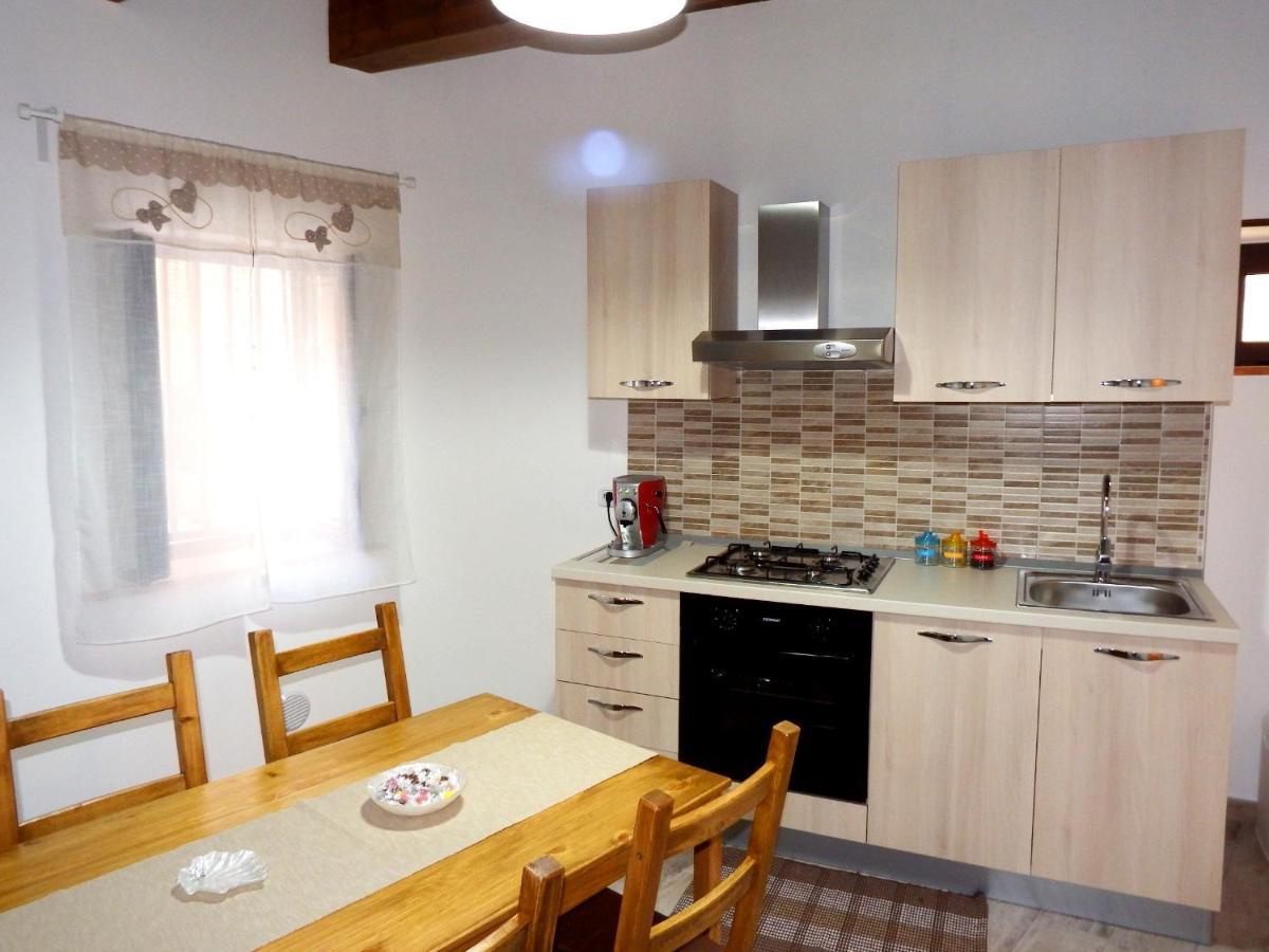 Il Vicoletto Bed & Breakfast Frascineto Exterior photo